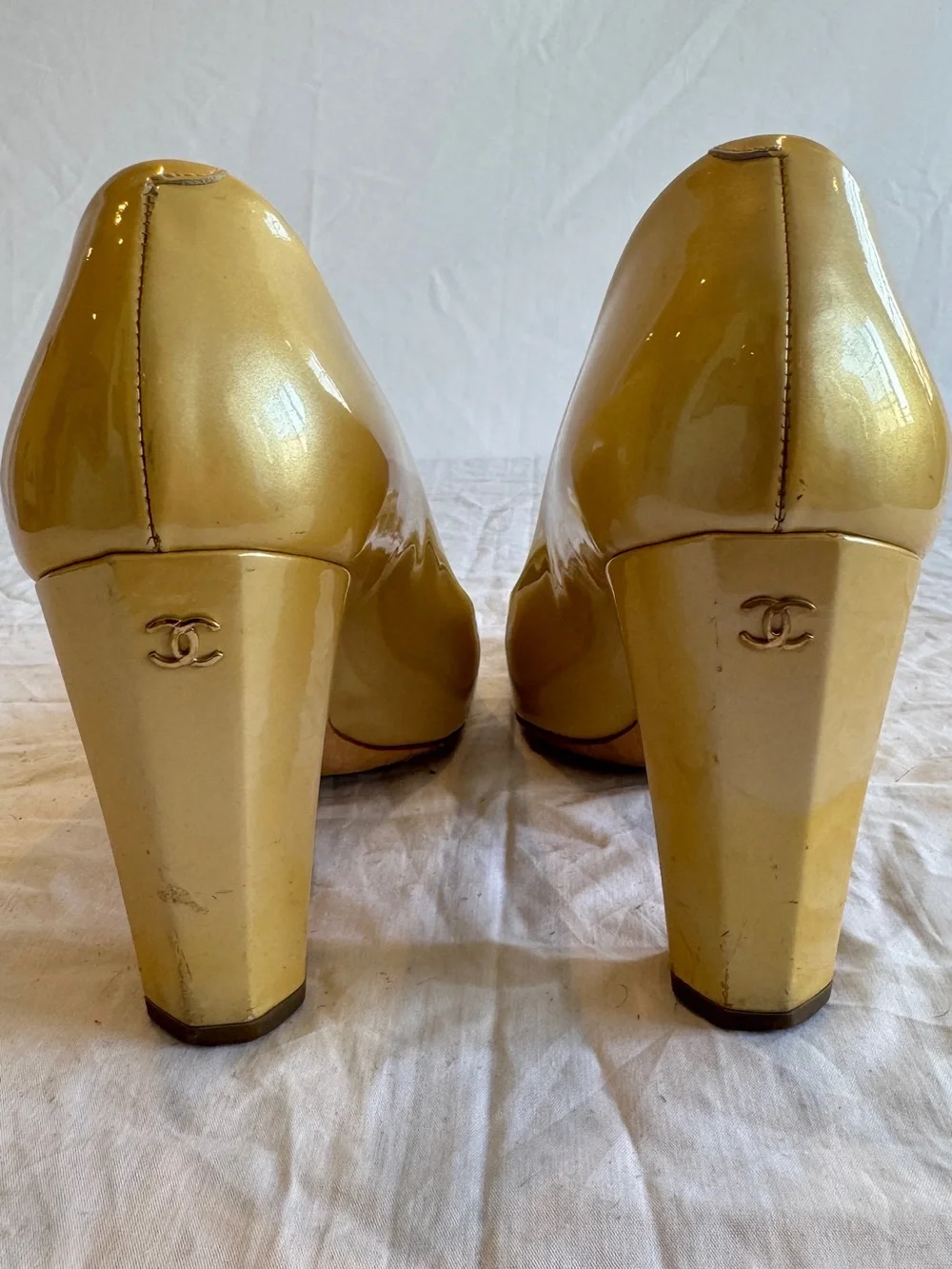 CHANEL Yellow Patent Camellia Iridescent Flower & CC Ballet Heels